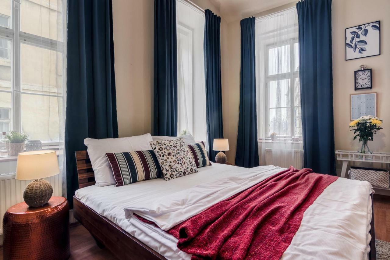 Prague Apt Near Charles Bridge By Michal&Friends Eksteriør billede